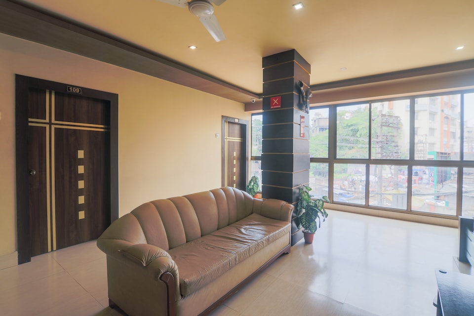 OYO Hotel Aryan Grand, Pan Bazar Guwahati, Guwahati