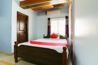 SPOT ON S L N LODGE & BOARDING