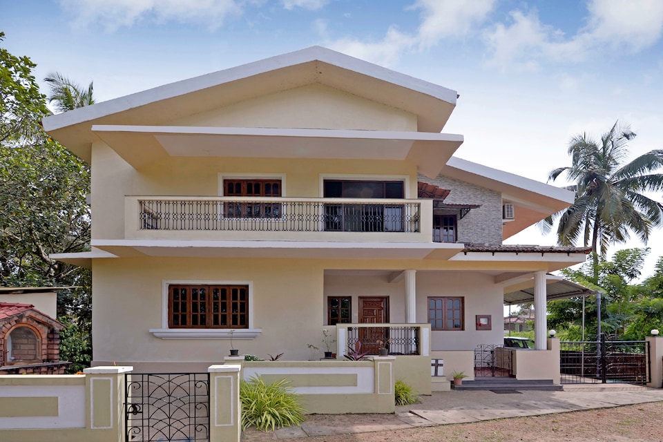 OYO 22108 Field View 2BHK, South Goa, Goa
