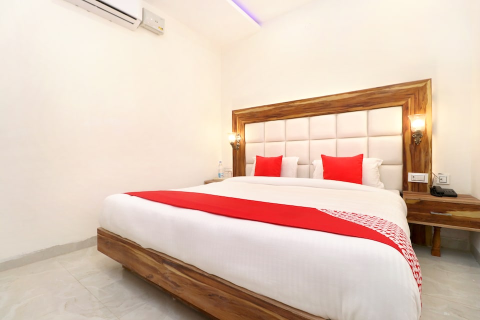 OYO 22115 Hotel D Plaza, Zirakpur, Zirakpur