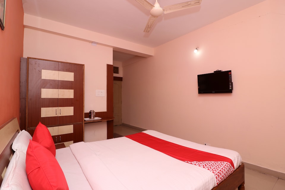 OYO 3012 Hotel Nayak Plaza, Grand Road Puri, Puri