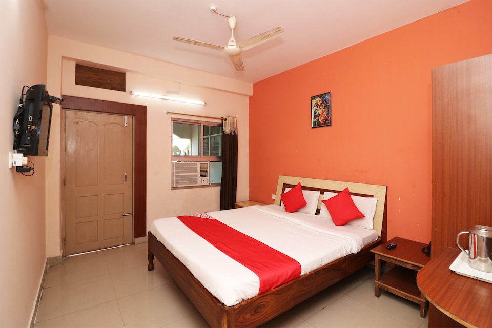 OYO 3012 Hotel Nayak Plaza, Grand Road Puri, Puri
