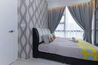OYO Home 460 Robertson 1BR