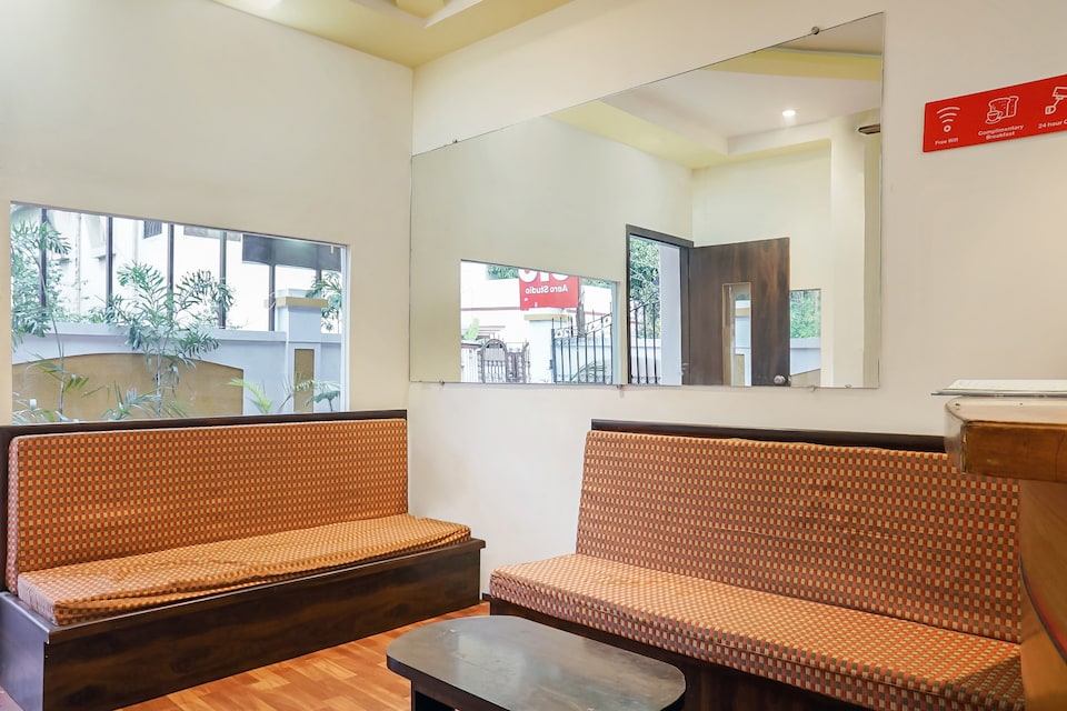 OYO 22218 Aero Studio, Viman Nagar, Pune