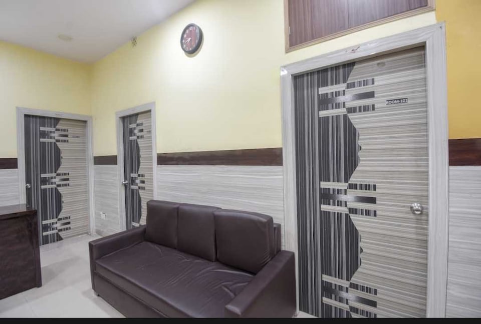 Flagship Continental Stay Near Netaji Subhash Chandra Bose International Airport, VIP Road Kolkata, Kolkata