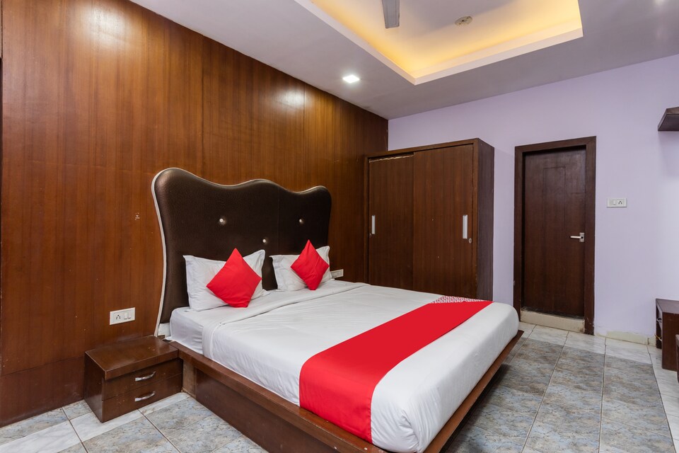 OYO 22245 Hotel Prem Bandhan 1, Vijay Nagar Indore, Indore