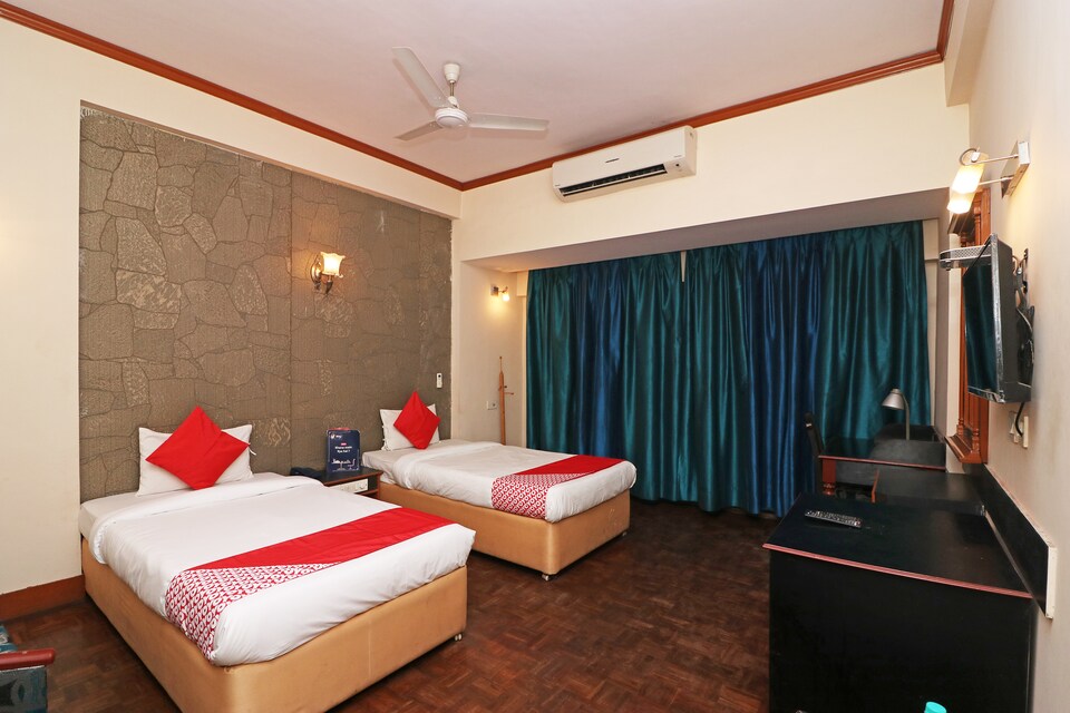 OYO 22269 Hotel Landmark Plaza, Haldia, Haldia