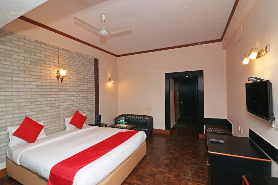 OYO 22269 Hotel Landmark Plaza, Haldia, Haldia