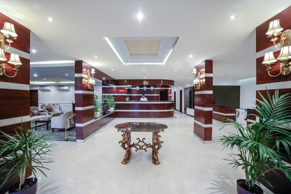 OYO 130 Night Inn Hotel, Al Aqrabiyah Khobar, Khobar