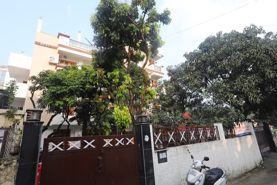 OYO Home 22308 Peaceful Stay, Rajpur Road Dehradun, Dehradun
