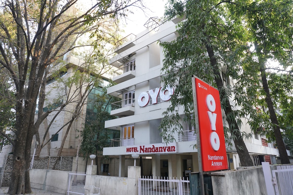 OYO 22312 Hotel Nandanvan, Shivaji Nagar  Pune, Pune