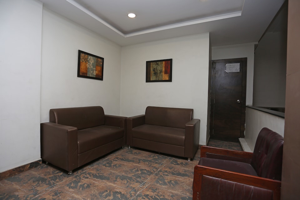 Hotel O Rajdoot Gaurav , Hamidia Road Bhopal, भोपाल