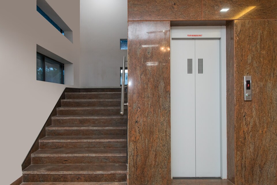 Capital O 22319 Hotel Prem Bandhan, Vijay Nagar Indore, Indore