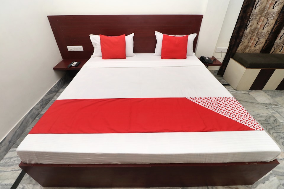 OYO 22333 Imperial Gold, Bibi Wala Road Bathinda, Bathinda