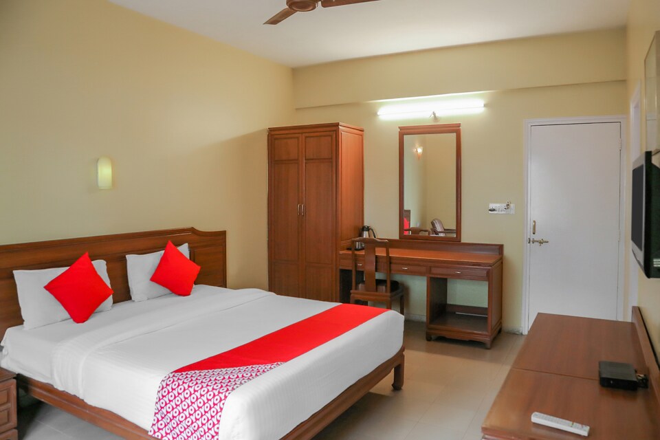 OYO 22344 Hotel Nandanvan Annexe, Shivaji Nagar  Pune, Pune