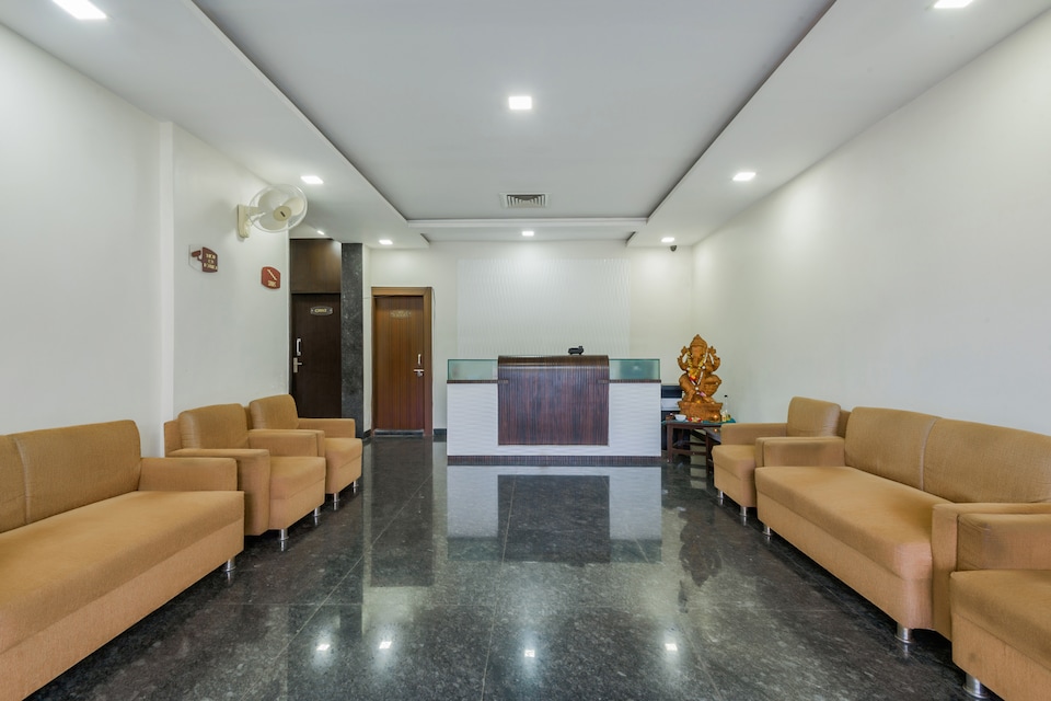 OYO 22349 Hotel Rainbow Inn, Shendra, Aurangabad