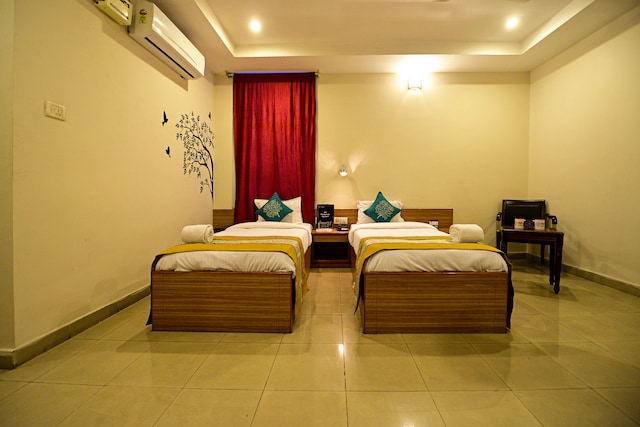 OYO Hotel Riya Grand Near Birla Mandir