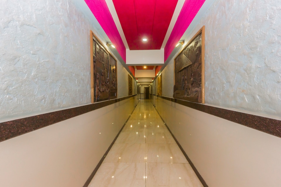 OYO Hotel Shree Sai Prasad, Thane Mumbai, Mumbai