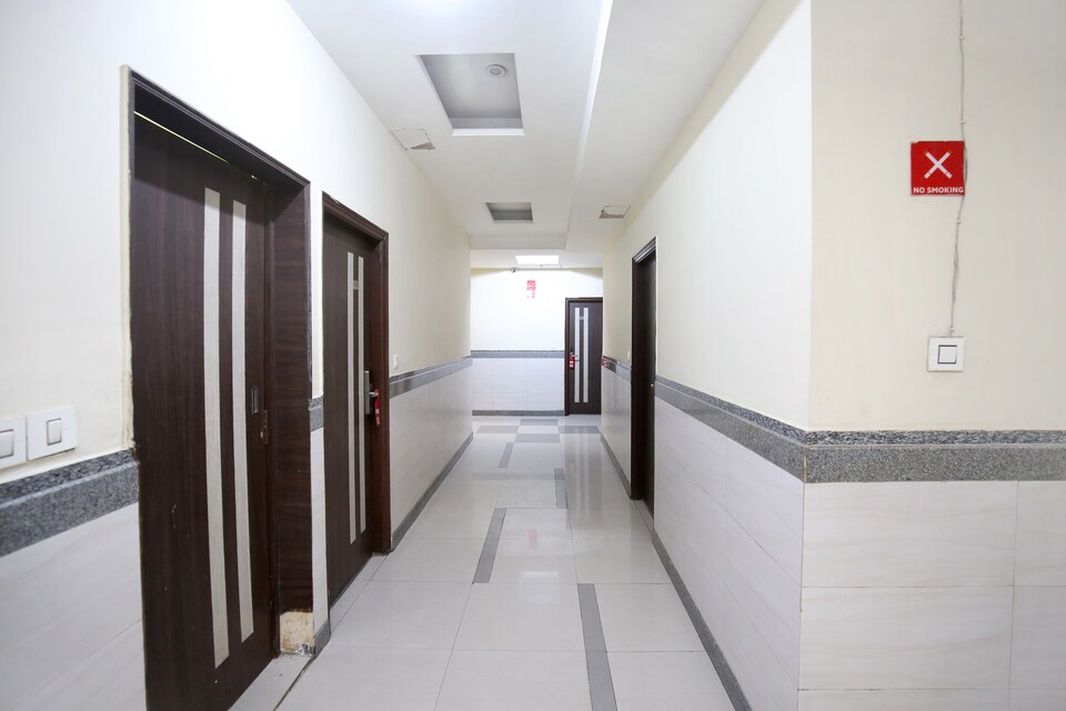 OYO 3025 Hotel Amaze, Zirakpur, Zirakpur