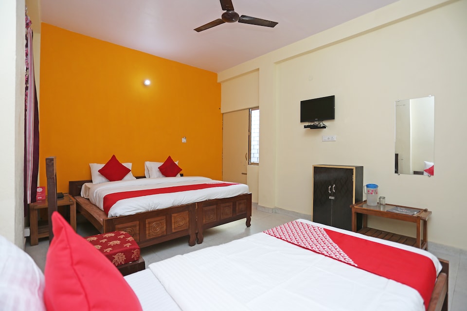 OYO Flagship 22406 Shree Shree Guest House, Flagship
