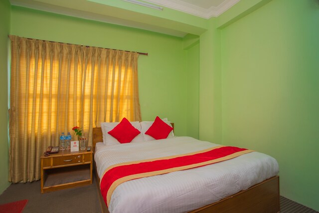 OYO 233 Waling Fulbari Guest House