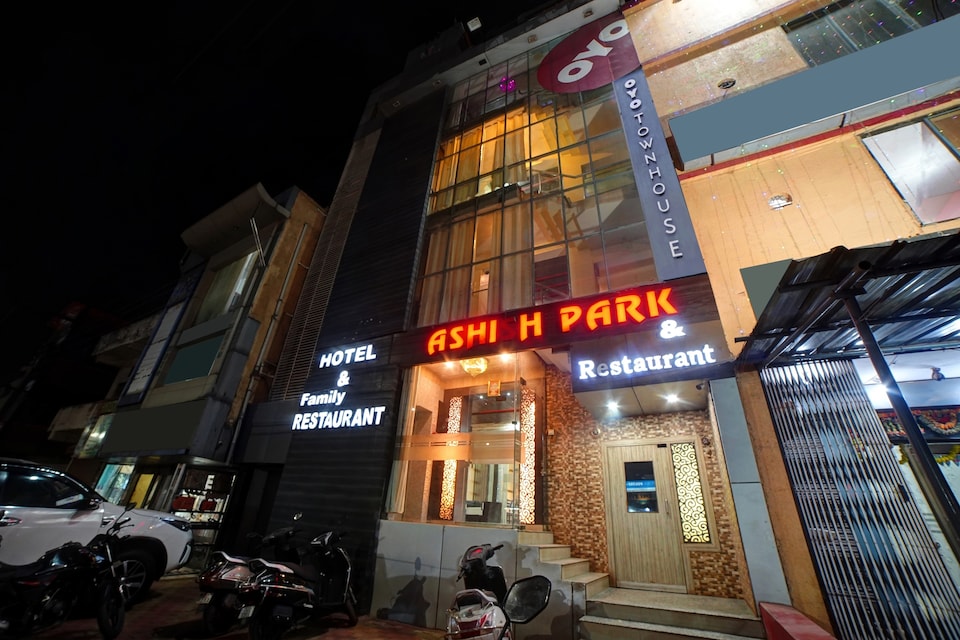 OYO Townhouse 955 Hotel Ashish Park, Durg, Bhilai