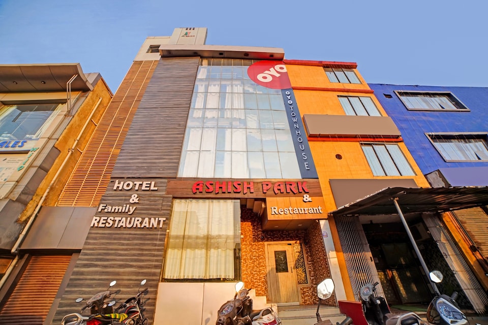 OYO Townhouse 955 Hotel Ashish Park, Durg, Bhilai