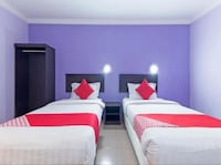 Super OYO 473 Comfort Hotel 2