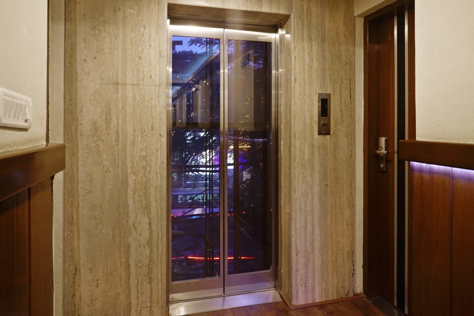 Collection O 30023 De Oriell Kormangala, Koramangala Sony World Signal, Bangalore