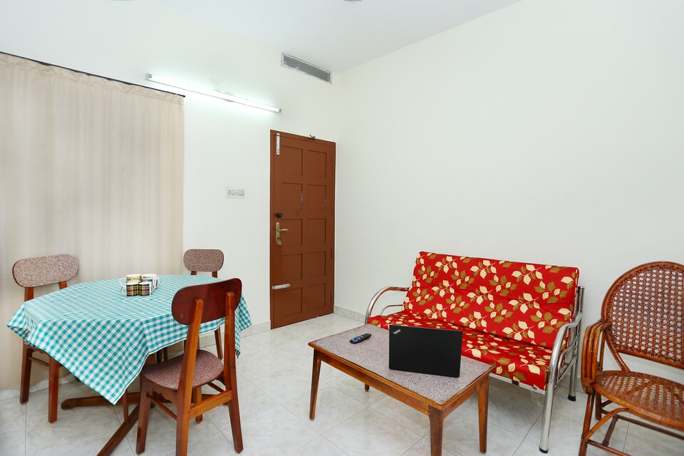 OYO Home 22451 Cosy Stay, Kovalam Kerala, Kovalam