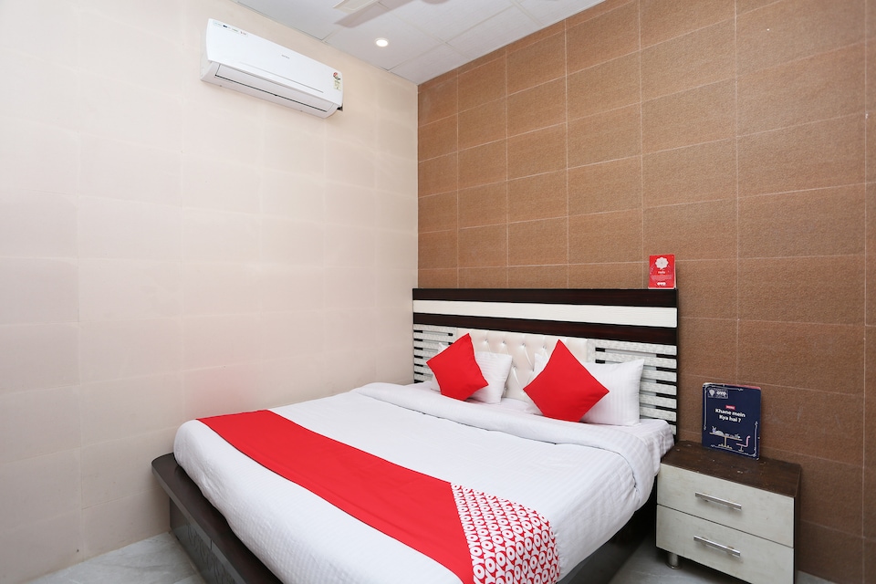 OYO Hotel Sahil Rohtak, Rohtak, रोहतक
