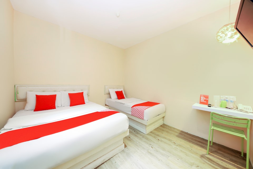 OYO 479 The Green Hotel, Ampang Jaya, अमपांग