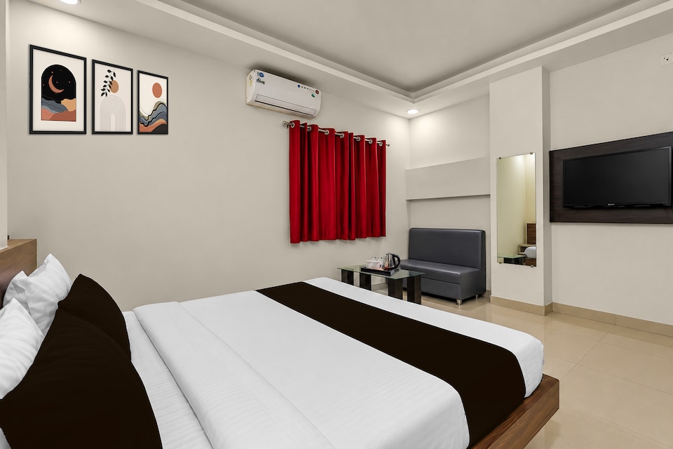 Townhouse Hoshangabad Road Formerly Saanvi Paradise, Hoshangabad Road, Bhopal