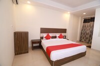 OYO 22494 Hotel Milan