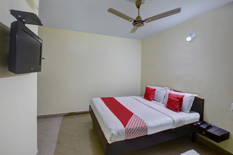 OYO 22499 Vishnu Residency, Chikmagalur, Chikmagalur