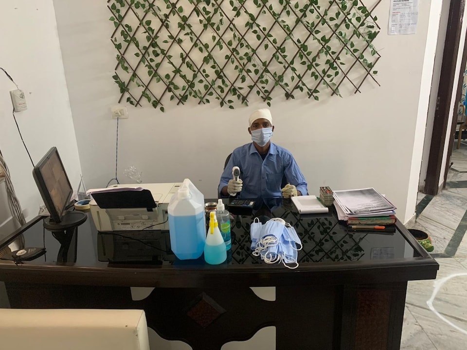 OYO 22505 Happy Valley Hotel, Noida City Metro, Noida