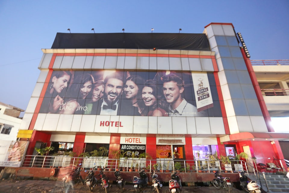 OYO 22507 Anjuman, Corporate Complex, Agra