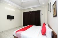 OYO 22509 The Spark Inn