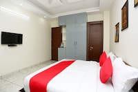 OYO 22509 The Spark Inn