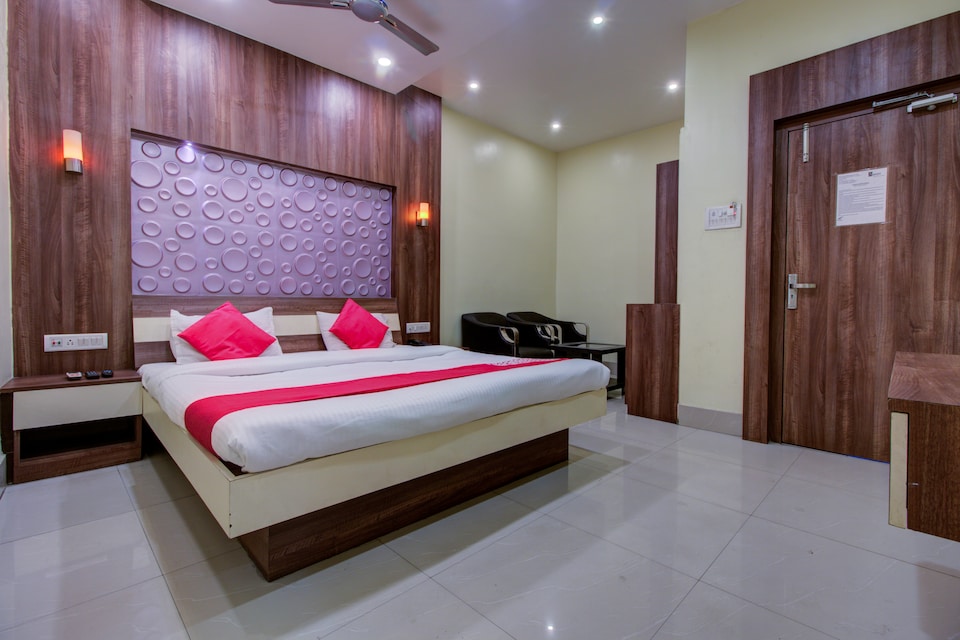 Capital O 22530 Savoy Hotel, Dhanbad, Dhanbad