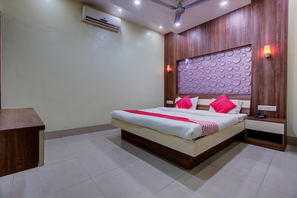Capital O 22530 Savoy Hotel, Dhanbad, Dhanbad
