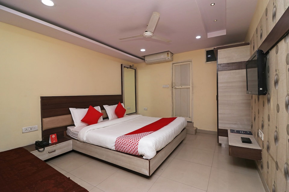 OYO Hotel O Palak, Railway Station - Bhopal, Bhopal