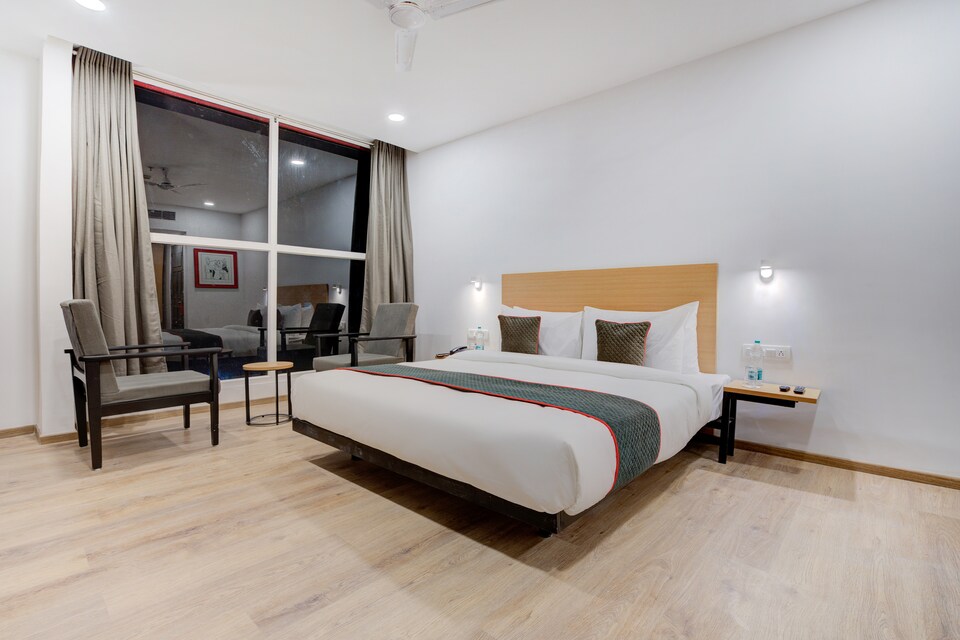 OYO Townhouse 114 Eureka Grand, Platan Bazar Guwahati, Guwahati