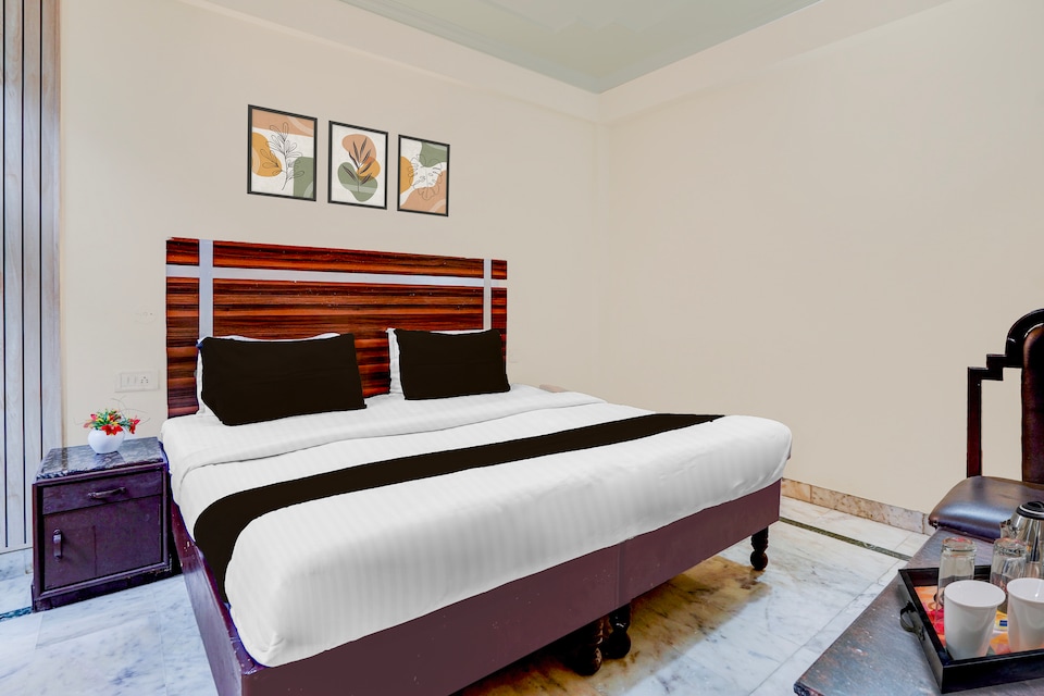 Collection O Jaipur Railway Junction Formerly Vijeet Palace, C Scheme Jaipur, Jaipur