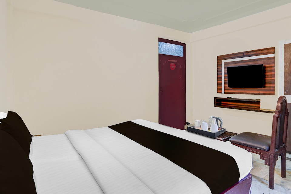 Collection O Jaipur Railway Junction Formerly Vijeet Palace, C Scheme Jaipur, Jaipur