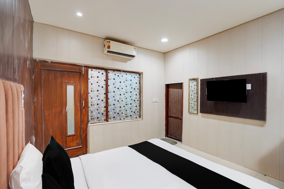 Hotel O Haibowal Crossway Formerly Sood Stays, Civil Lines Ludhiana, Ludhiana