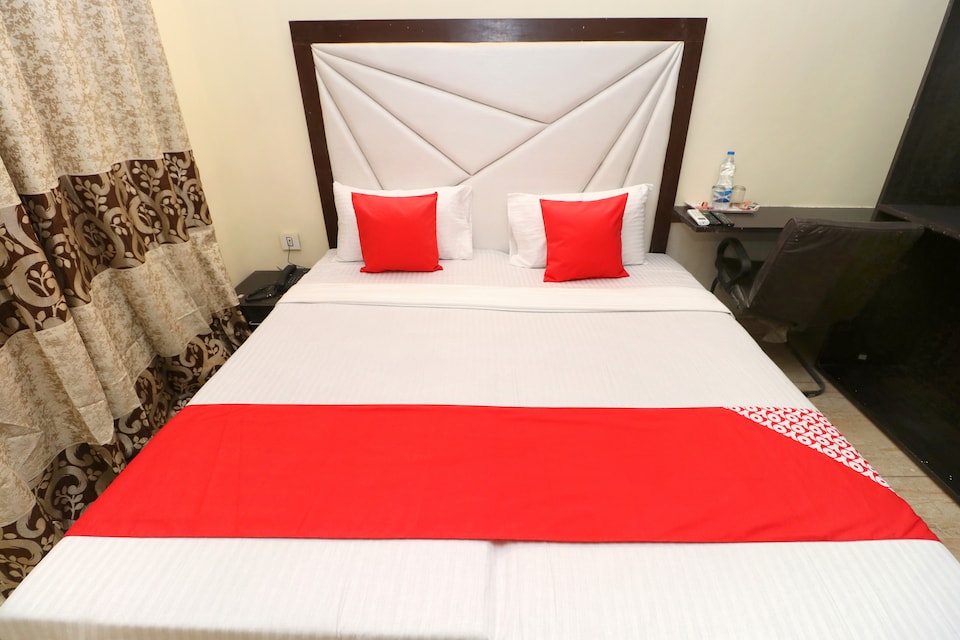 Hotel O Haibowal Crossway Formerly Sood Stays, Civil Lines Ludhiana, Ludhiana