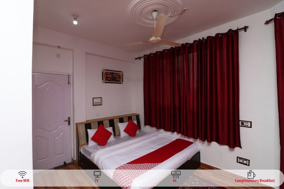 OYO 22621 The Pal's Inn, Cantonment, Varanasi