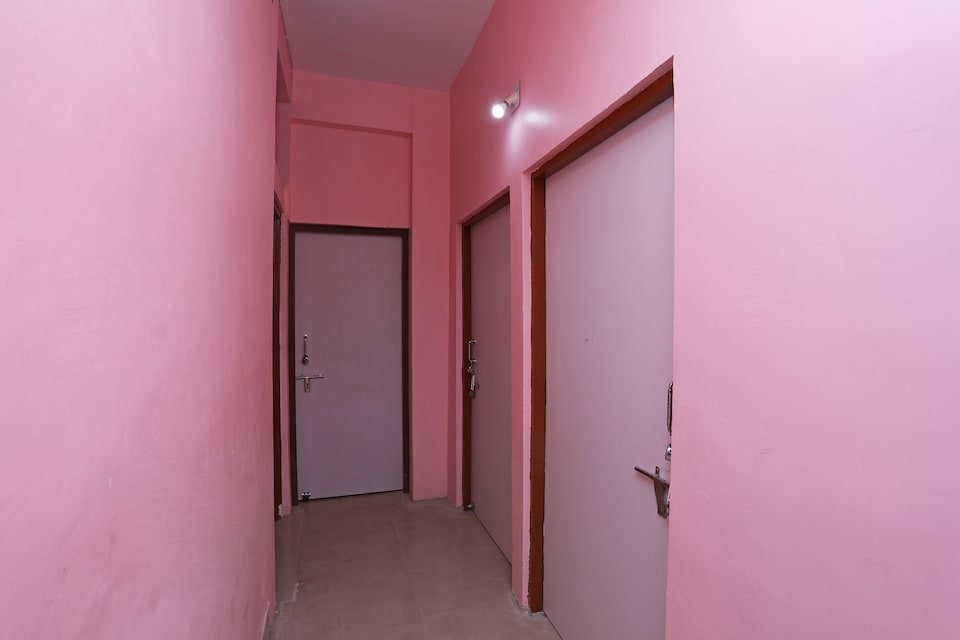 OYO 22624 Bijaya Homes, Chandrasekharpur, Bhubaneswar