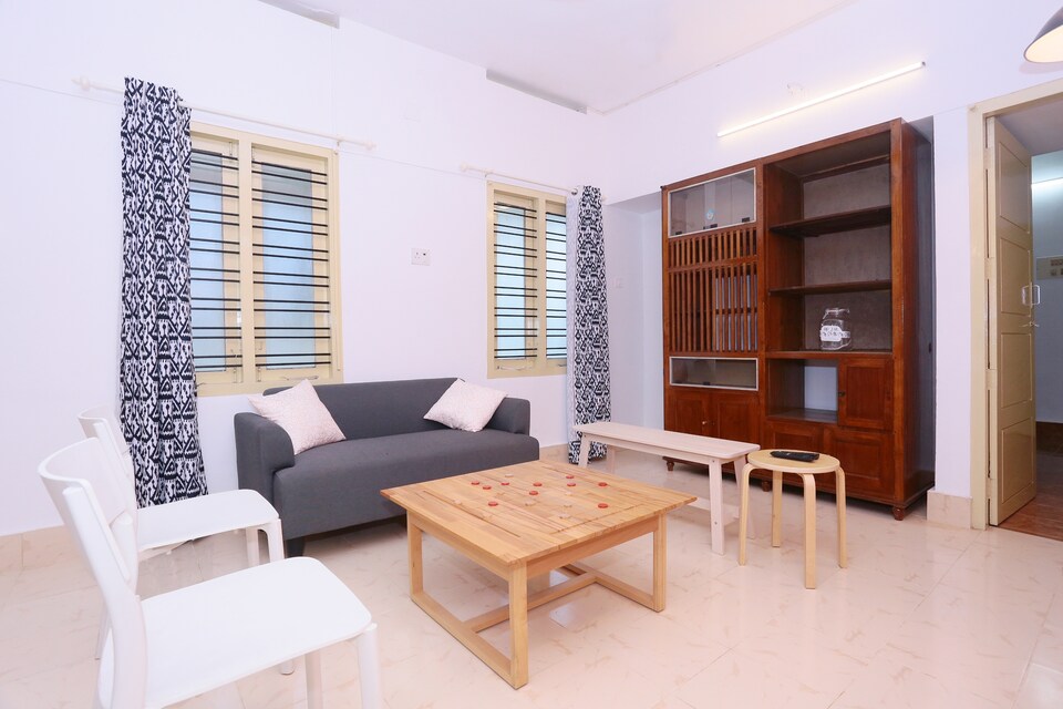 OYO 22626 Refreshing Stay, Medical College - Pattom, Trivandrum